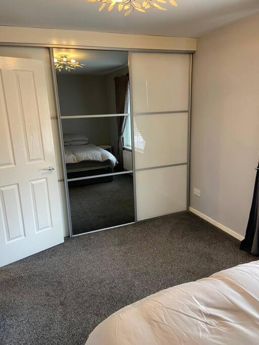 Garland Way 2 Bed House Sheffield Free Parking 5 Min From M1 Villa Mosborough Eksteriør billede